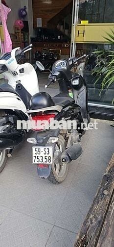 Xe Junus màu đen nguyên zin mua 2023 còn sổ bh