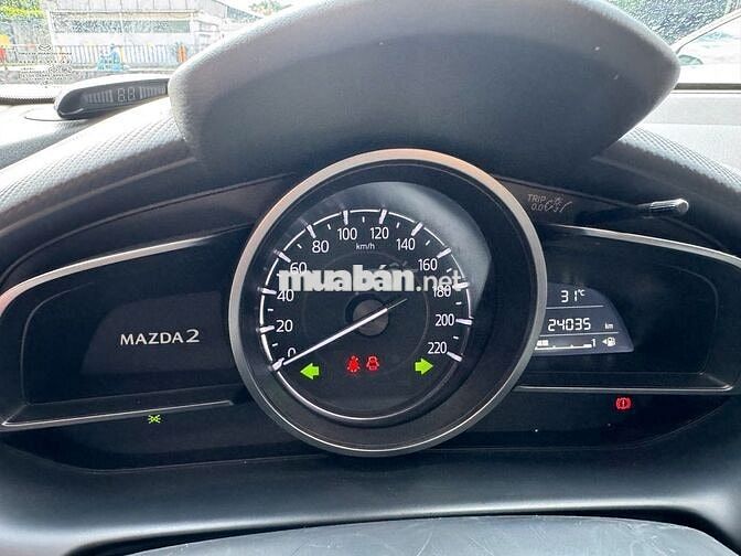 Mazda 2 2022  - 24000 km Sedan B giá mềm