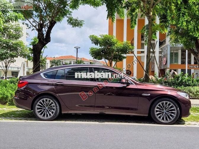 BMW 5 Series 528i GT 2017 - 860 Triệu