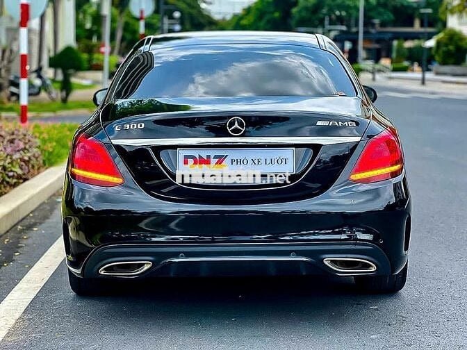 Mercedes Benz C300 AMG 2019 Full Option