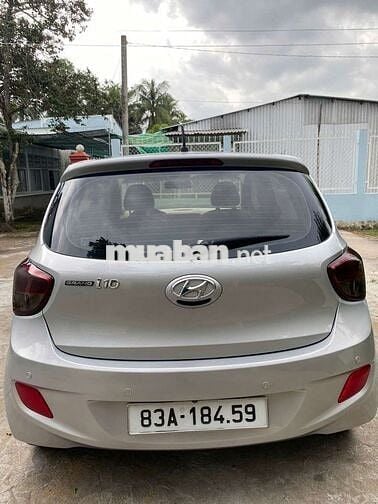 Bán hyundai i10 đời 2014 số sàn bản đủ - 158 km