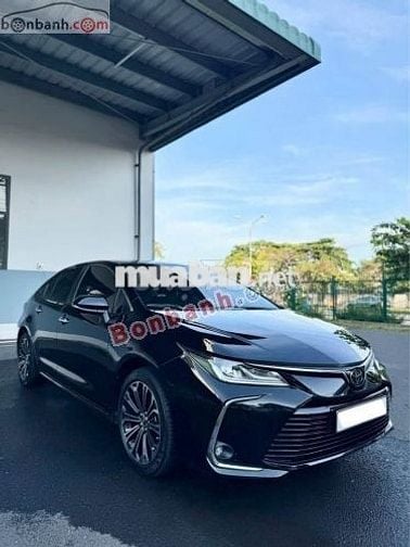 Toyota Corolla altis 1.8V 2022 - Màu đen