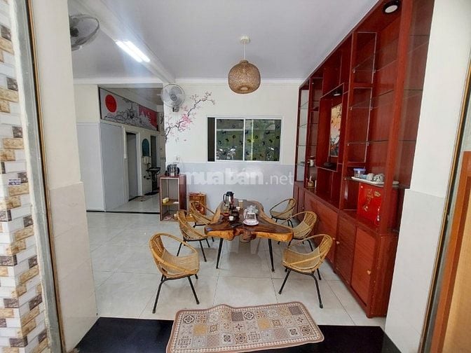 Cần bán căn hộ tầng trệt chung cư 482A Nơ Trang Long
