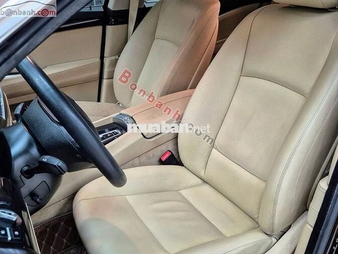 BMW 5 Series 528i GT 2017 - 860 Triệu