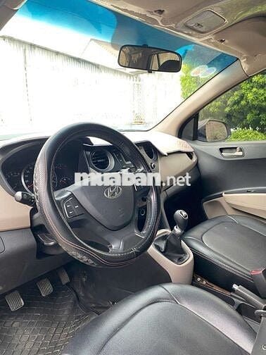 Bán hyundai i10 đời 2014 số sàn bản đủ - 158 km