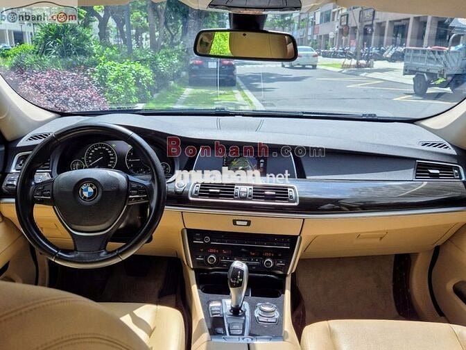 BMW 5 Series 528i GT 2017 - 860 Triệu