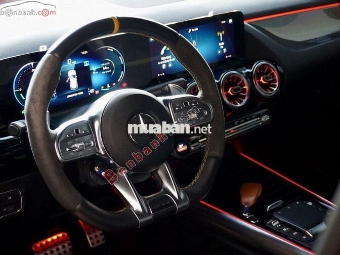 Mercedes Benz GLA class GLA 45 S AMG 4Matic 2022