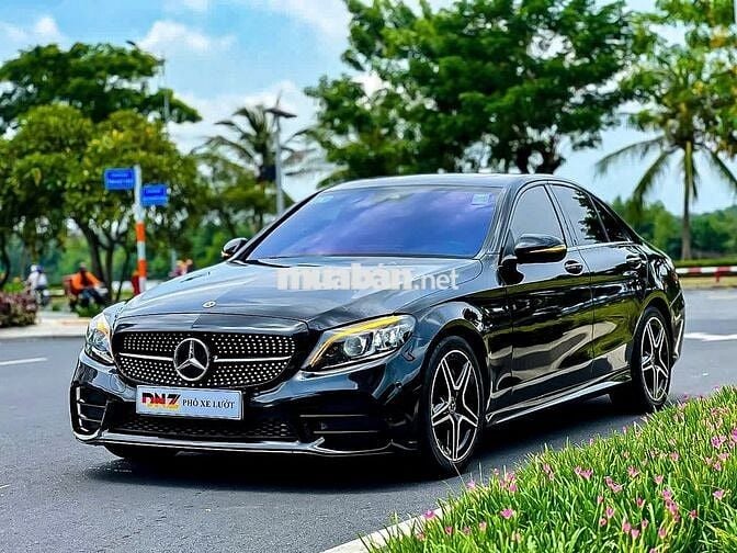 Mercedes Benz C300 AMG 2019 Full Option