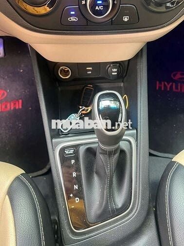 Hyundai Accent 1.4AT sx 2023, odo 3v, zin 95%.