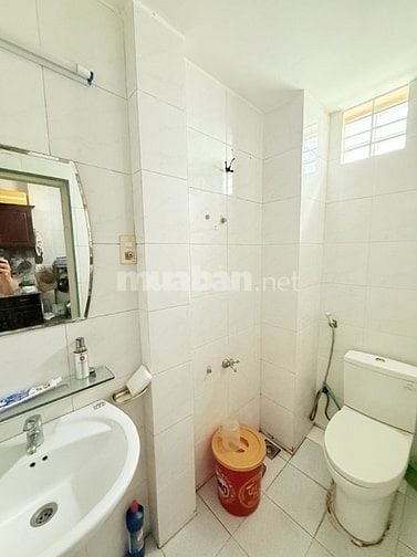 Bán nhà cư xá Chu Văn An 4*18m xây 5 tầng mặt tiền đường 12m nhựa khu 