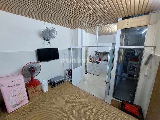 Cần bán căn hộ tầng trệt chung cư 482A Nơ Trang Long