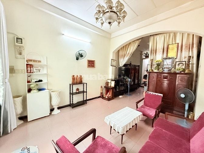 Bán nhà cư xá Chu Văn An 4*18m xây 5 tầng mặt tiền đường 12m nhựa khu 