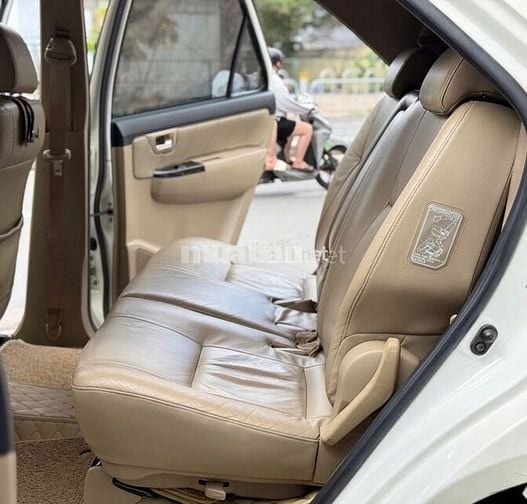 Toyota FORTUNER 2.7V bản TRD Sportivo - 132350 km