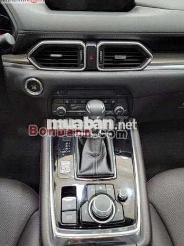 Mazda CX-8 Premium 2025 màu trắng