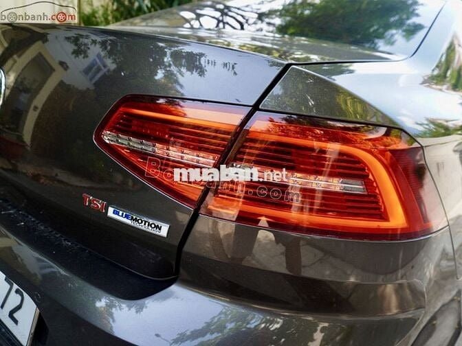 Volkswagen Passat 1.8 Bluemotion 2017 - 525 Triệu