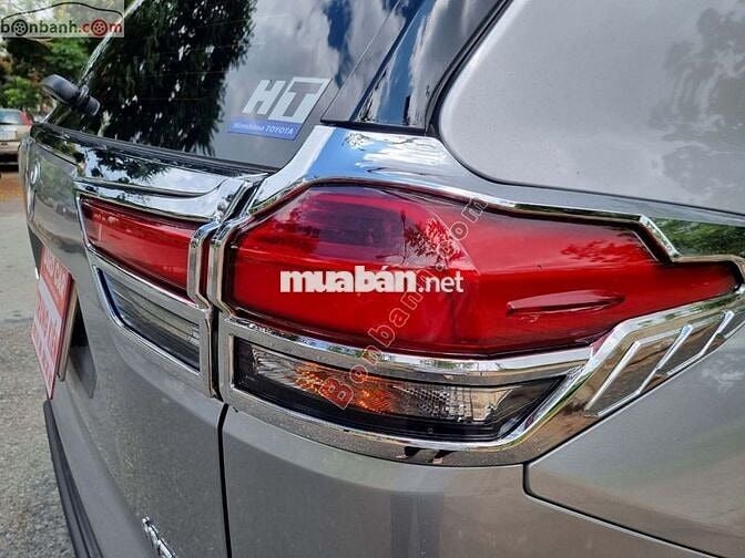 Toyota Innova Cross HEV 2.0 CVT 2023