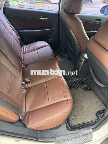 Hyundai i30 CW 1.6 AT 2009 - 255 Triệu