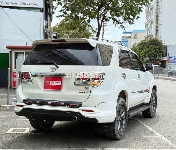 Toyota FORTUNER 2.7V bản TRD Sportivo - 132350 km