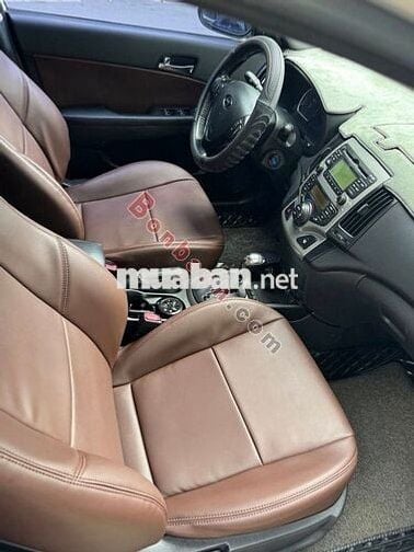 Hyundai i30 CW 1.6 AT 2009 - Màu Trắng