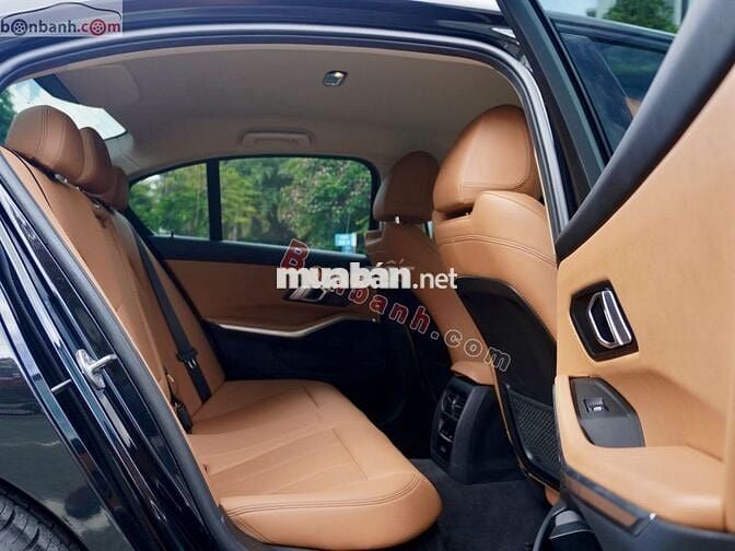 BMW 3 Series 320i Sport Line 2023