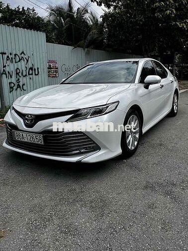 Toyota Camry 2019 2.0G - 85000 km