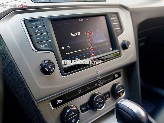 Volkswagen Passat 1.8 Bluemotion 2017 - 525 Triệu