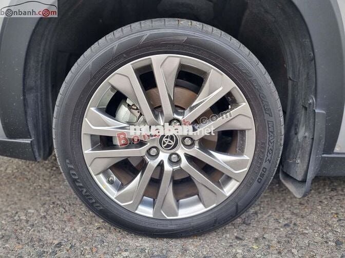Toyota Innova Cross HEV 2.0 CVT 2023
