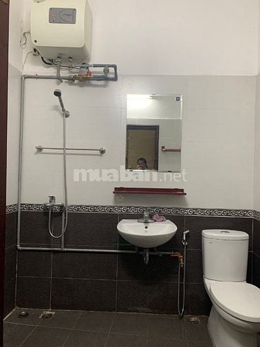 CHO THUÊ CẢ NHÀ, Số 3  Ngõ 68 Phố Quan Nhân, Phường Thanh Xuân 