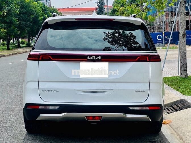 Kia Carnival 2022 2.2D Premium 7S, xe có bảo hành