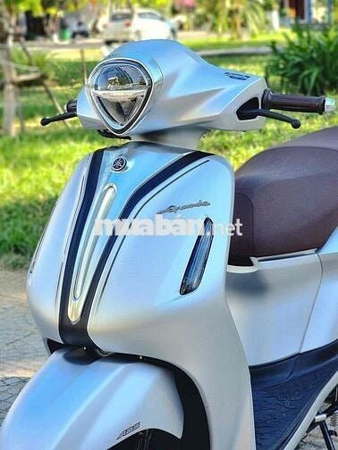 Grande đời mới đi 1 ngàn cây siêu lướt