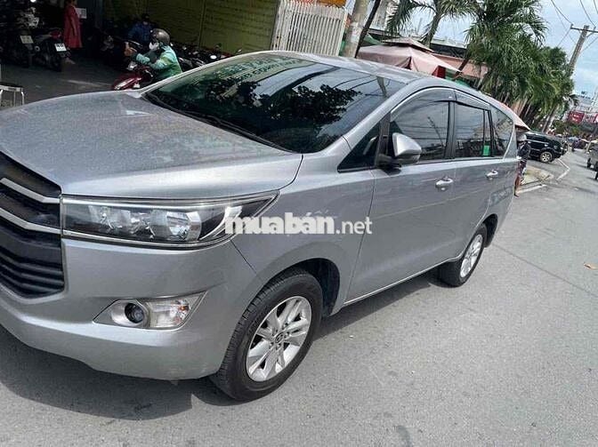 Toyota Innova 2019 2.0E -