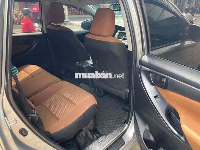Toyota Innova 2019 2.0E -