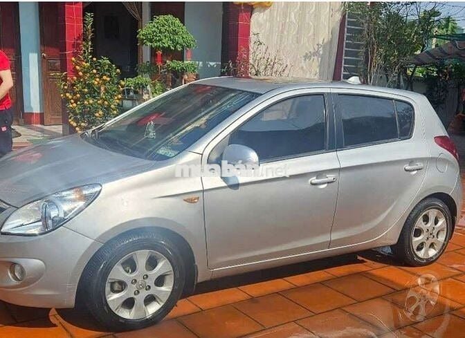 2011 1.4 AT - 700000 km