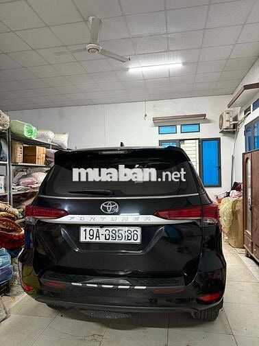 Toyota Fortuner 2018 2.4G 4x2 MT - 160000 km