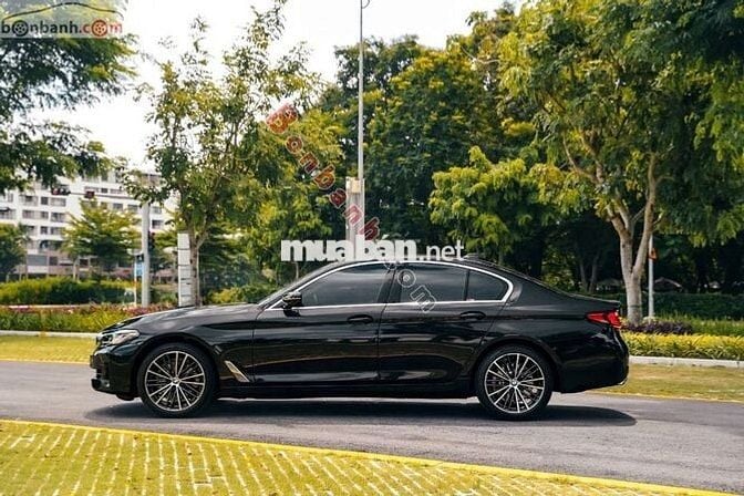 BMW 5 Series 520i Luxury Line 2022