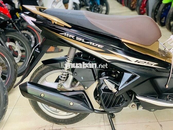 XE MÁY THỊNH PHÁT - AIR BLADE 125 ĐẦU TO VÀNG ĐỒNG