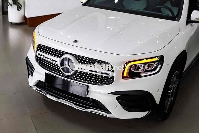 Mercedes Benz GLB 2022  200 AMG - Bank 90%
