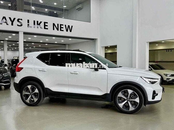 Volvo_XC40_B5_RDesign Model 2024 Bank 90%