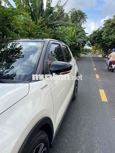 Toyota Raize 2023 - 20000 km zin full hãng