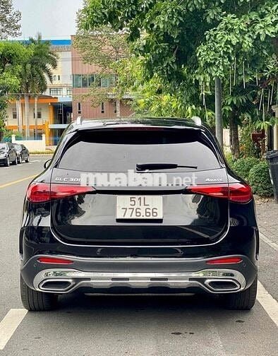 Mercedes Benz GLC 300 2023