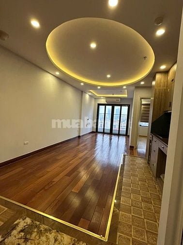 Cho thuê CCCC 70m2 hai ngủ, hai VS. 