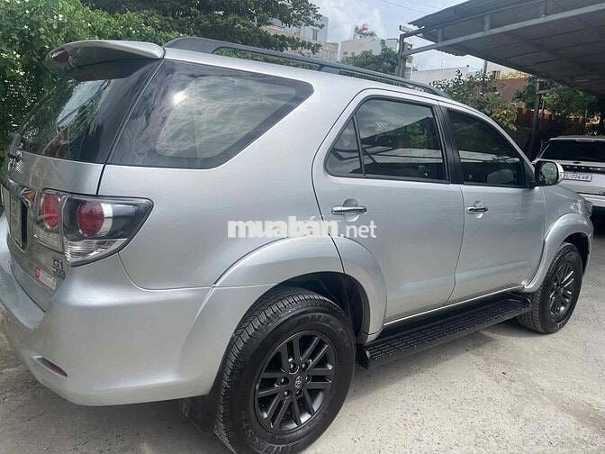 Toyota Fortuner 2015 - 14000 km