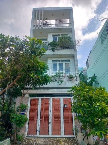 Bán lô đất đẹp khu công ích Quận 4 giá 9 tỷ 500 triệu