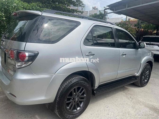Toyota Fortuner 2015 - 14000 km