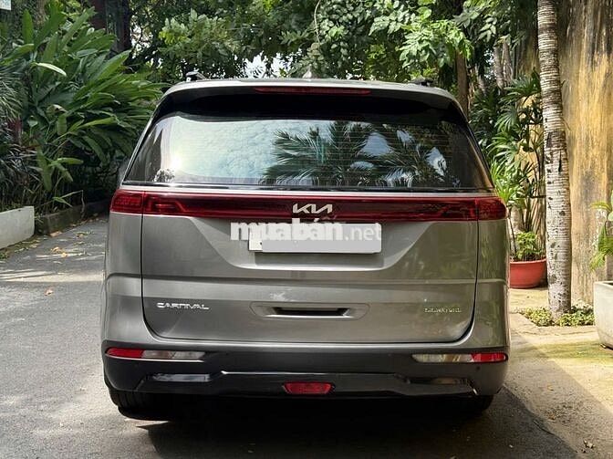 Kia Carnival 2023 Signature 2.2D - 42000 km