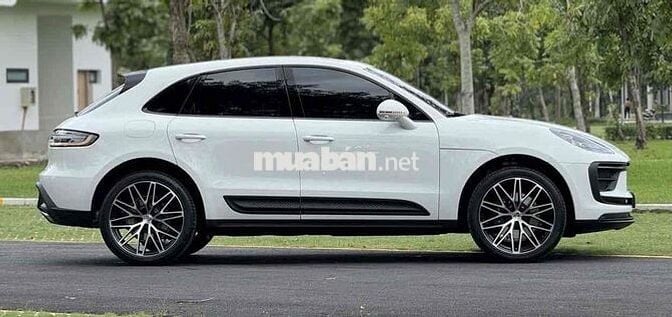 Cần Bán Chiếc Porsche MaCan Model 2025 like new