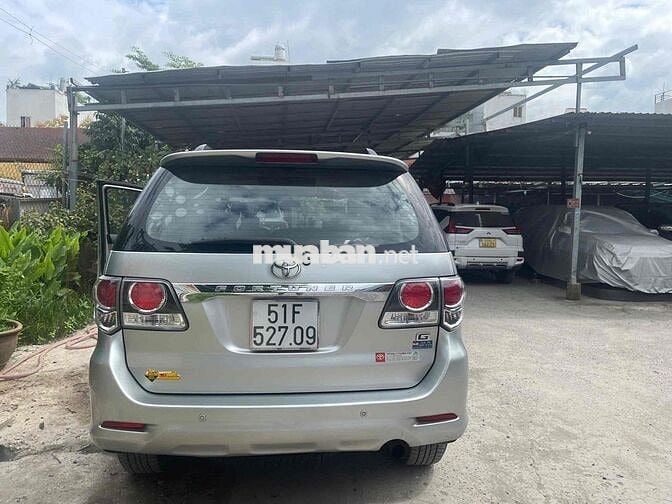 Toyota Fortuner 2015 - 14000 km