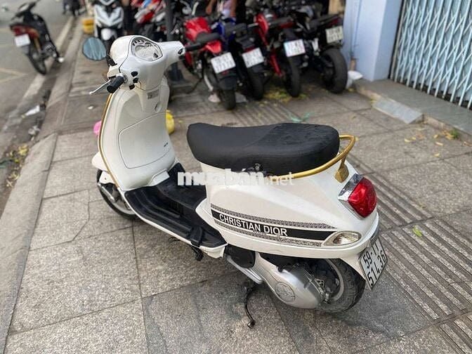 Piaggio vespa LX 3v 2014 mới 90% biển số thành phố