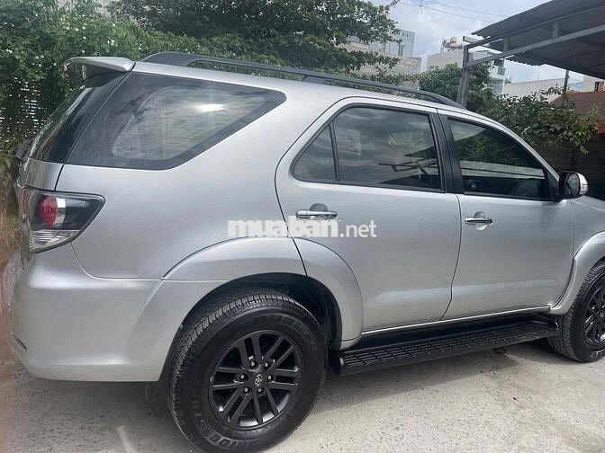 Toyota Fortuner 2015 - 14000 km