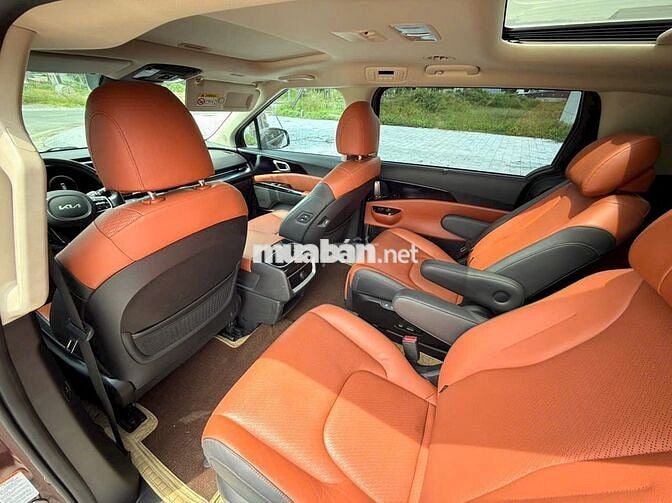 Kia Carnival 2023 Signature 2.2D - 42000 km